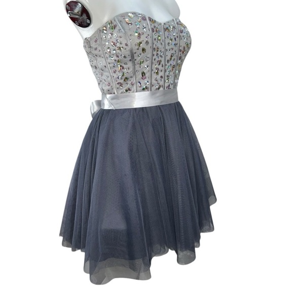 Nights By Teeze Me Junior Sz 7 Strapless Sweetheart Neck Fit & Flare Dress Gray - Picture 9 of 11